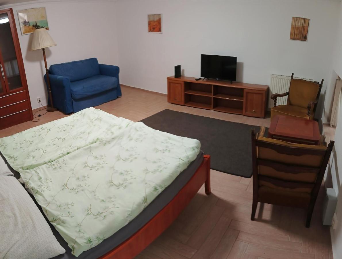 Sarahome4 Center Szeged Exterior foto