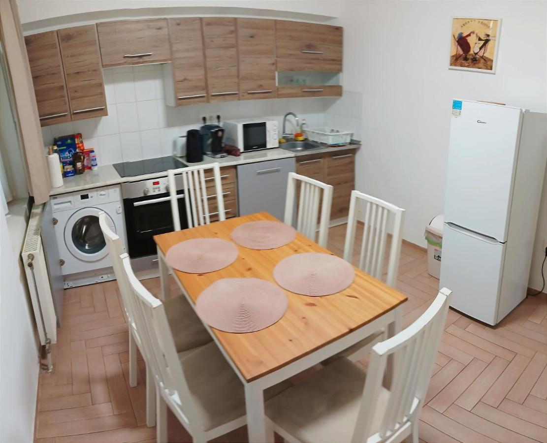 Sarahome4 Center Szeged Exterior foto